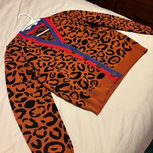 Lea and Viada cardigan size Medium. Worn twice. Quality thank material